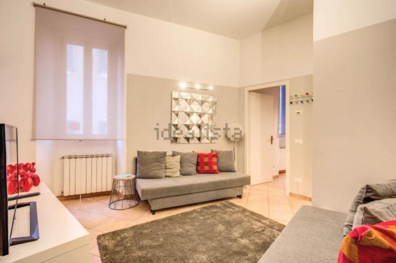 Easy Life Campo De' Fiori Apartment Rome Bagian luar foto
