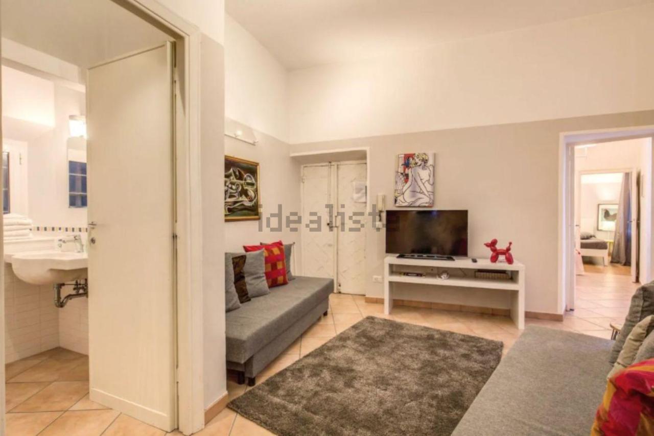 Easy Life Campo De' Fiori Apartment Rome Bagian luar foto